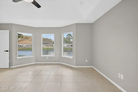 11933 Hayden Lakes Circle Jacksonville FL 32218