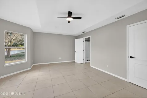 11933 Hayden Lakes Circle Jacksonville FL 32218