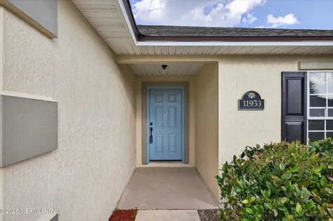 11933 Hayden Lakes Circle Jacksonville FL 32218