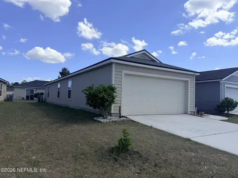 8668 Julia Marie Circle Jacksonville FL 32210