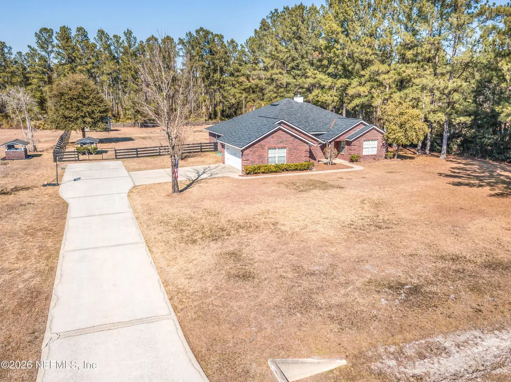 7733 Odis Yarborough Road Glen St. Mary FL 32040