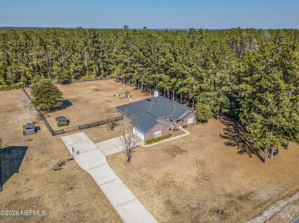 7733 Odis Yarborough Road Glen St. Mary FL 32040