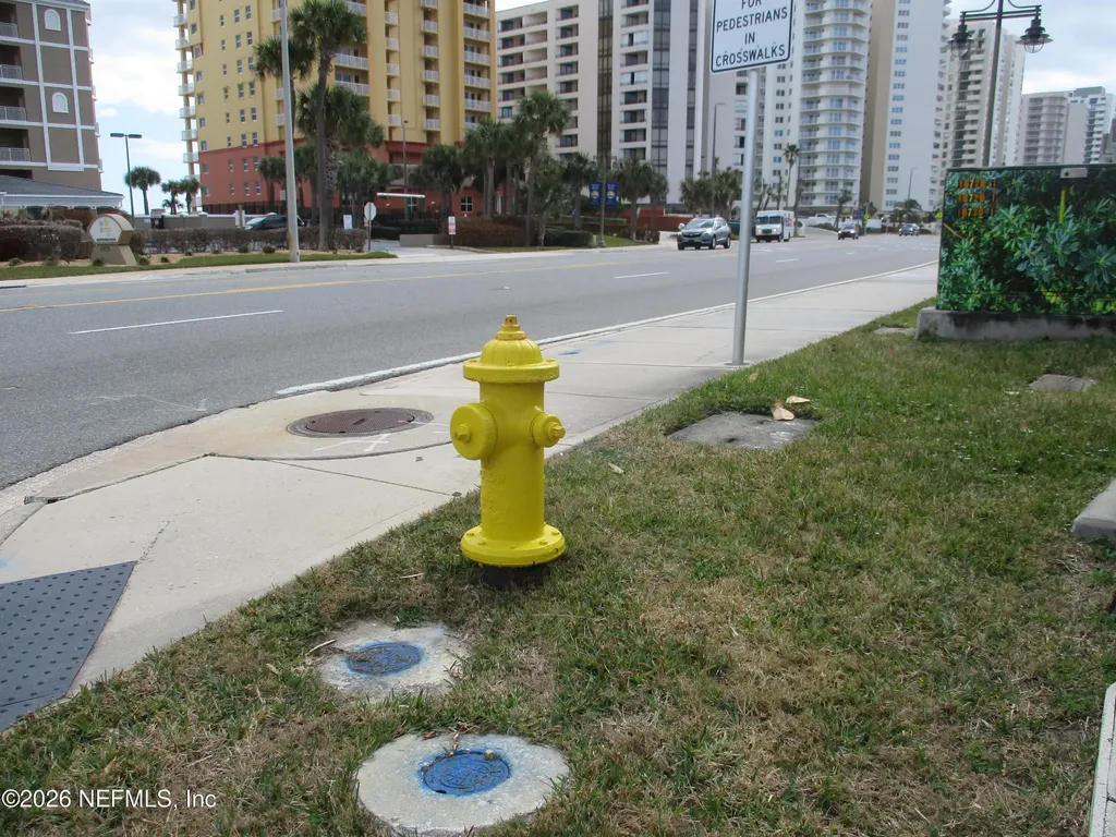 108 Oceans Circle Daytona Beach Shores FL 32118