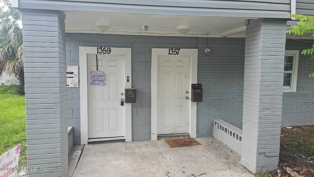1357 W 22nd Street Jacksonville FL 32209