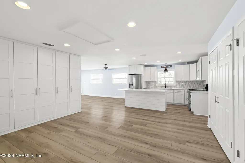 341 9th Street Atlantic Beach FL 32233