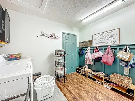 8302 Cassie Road Jacksonville FL 32221