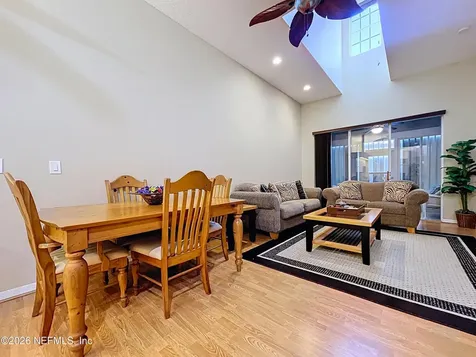 248 Hemingway Drive Oldsmar FL 34677