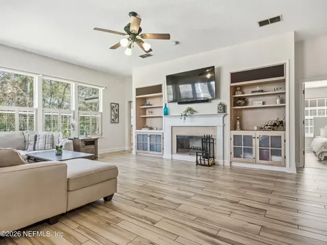 3947 Cattail Pond Drive Jacksonville FL 32224