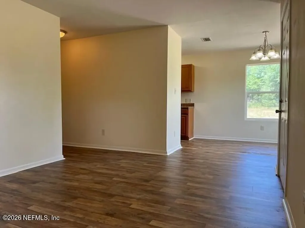 107 Milton Avenue Interlachen FL 32148
