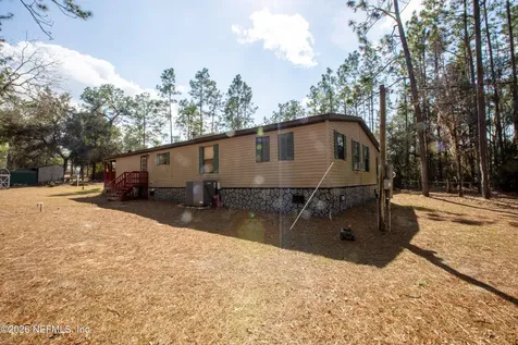 110 Hill Top Loop Hawthorne FL 32640