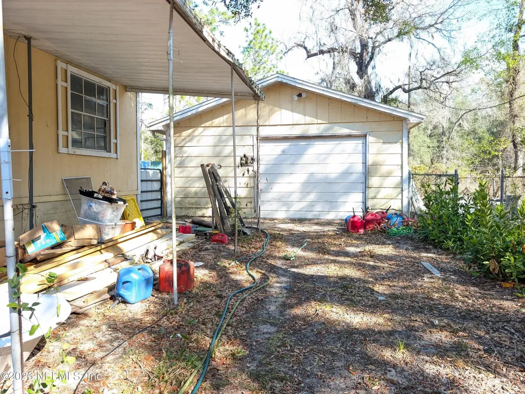 110 Silver Lake Drive Hawthorne FL 32640