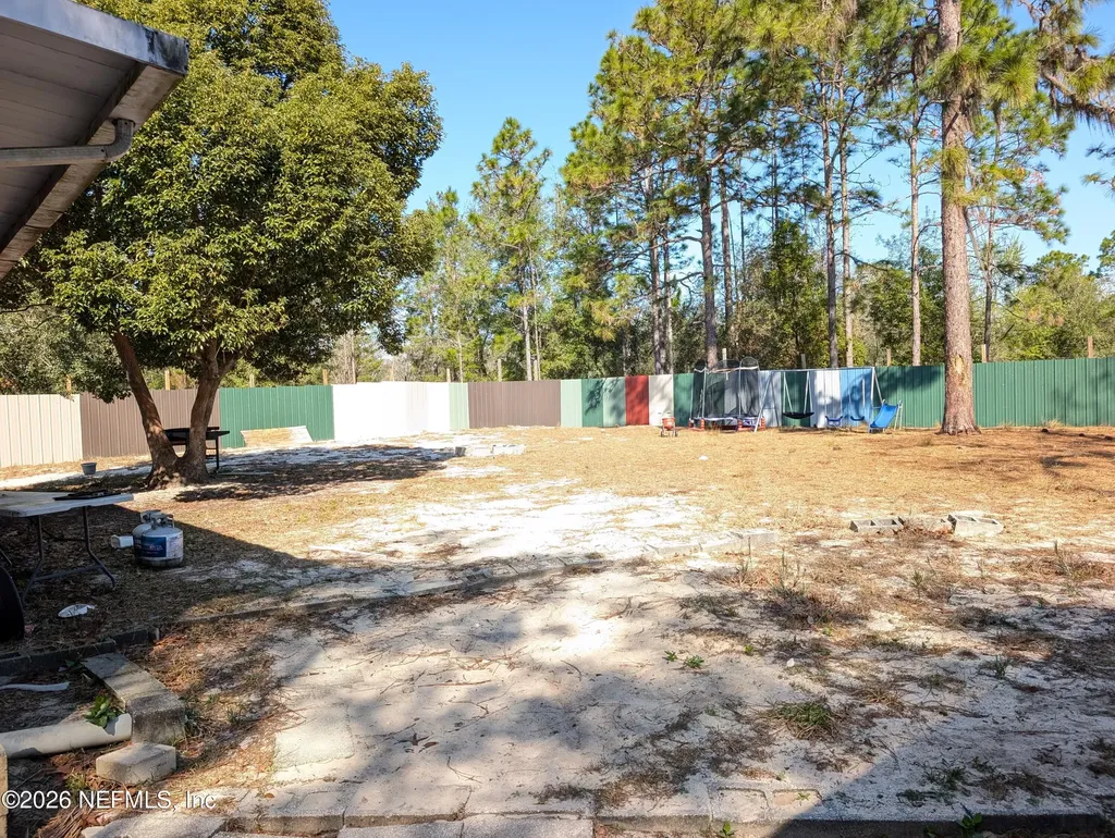 110 Silver Lake Drive Hawthorne FL 32640