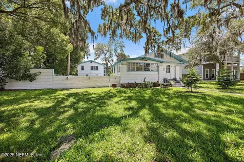 6 E San Carlos Avenue St. Augustine FL 32084