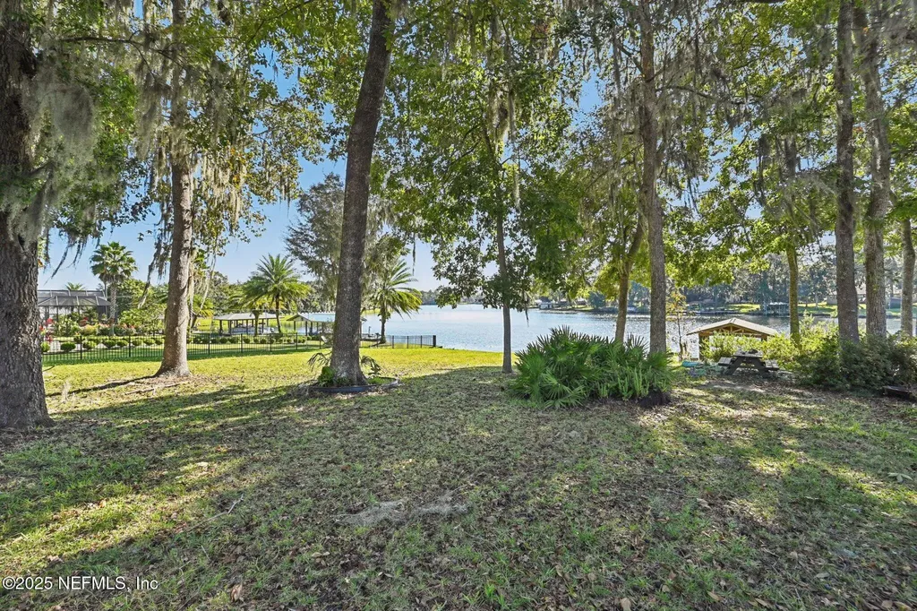 448 Lake Asbury Drive Green Cove Springs FL 32043