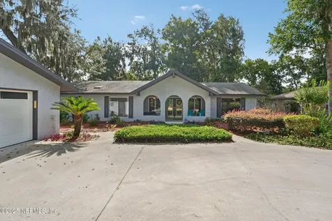 448 Lake Asbury Drive Green Cove Springs FL 32043