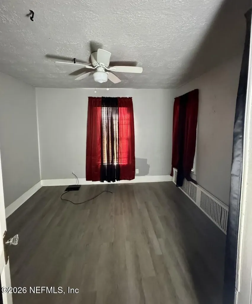 3916 N Davis Street Jacksonville FL 32209