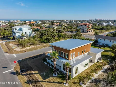 28 Flagler Drive Palm Coast FL 32137