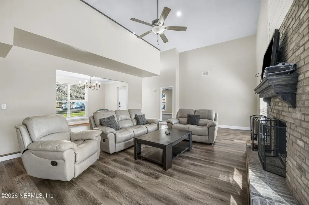 12071 Blackfoot Trail Jacksonville FL 32223