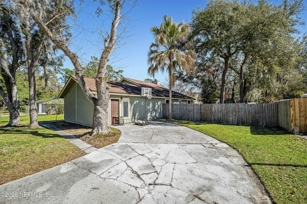 12071 Blackfoot Trail Jacksonville FL 32223