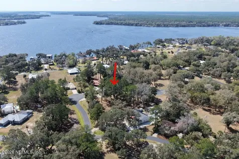105 Dexter Court Crescent City FL 32112
