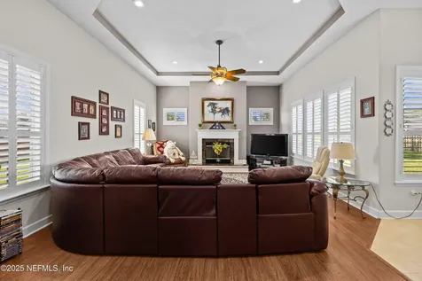 9662 Red Squirrel Lane Jacksonville FL 32219