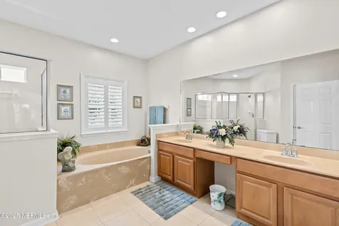 9662 Red Squirrel Lane Jacksonville FL 32219