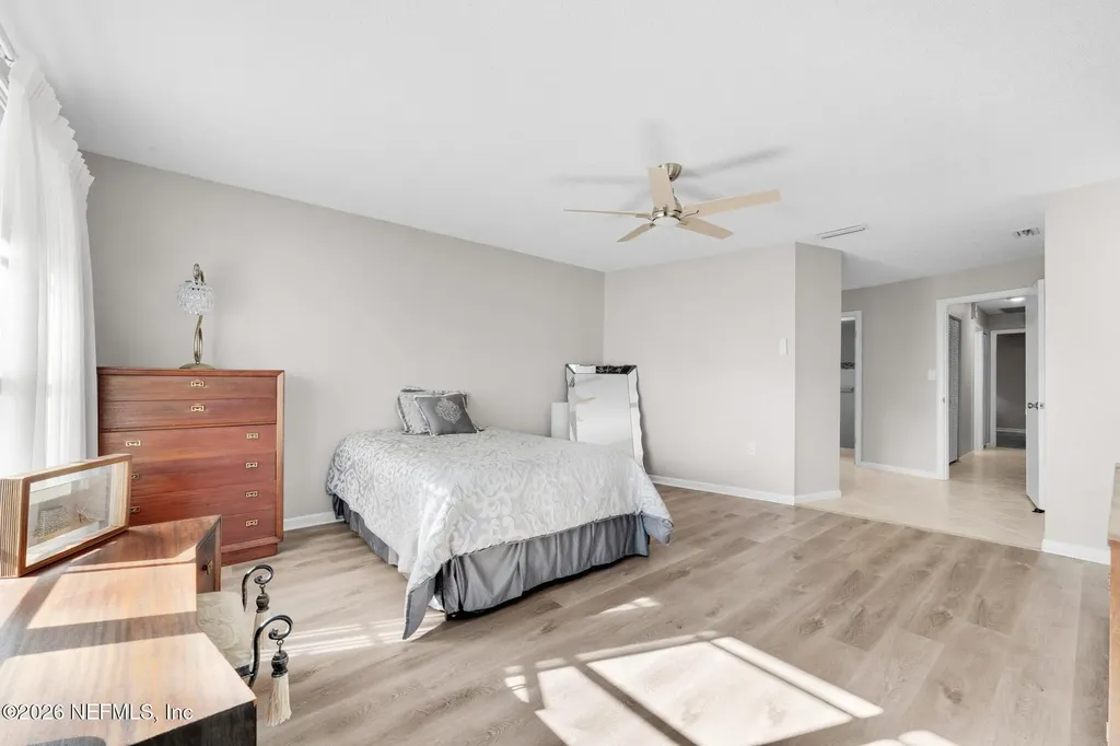 4201 Center Gate Lane Sarasota FL 34233