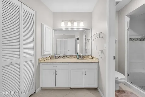 4201 Center Gate Lane Sarasota FL 34233