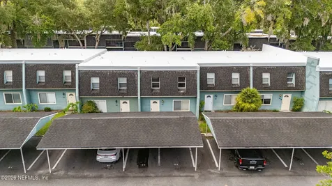 501 SW 75th Gainesville FL 32607
