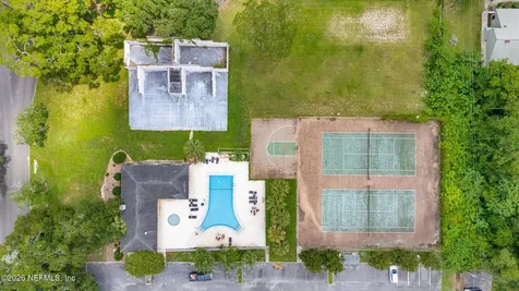 501 SW 75th Gainesville FL 32607