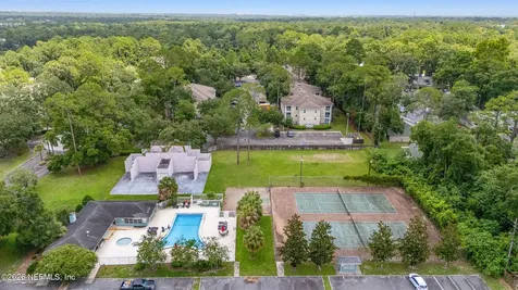 501 SW 75th Gainesville FL 32607