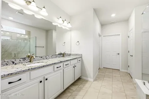 10988 Kentworth Way Jacksonville FL 32256