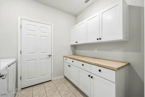 10988 Kentworth Way Jacksonville FL 32256