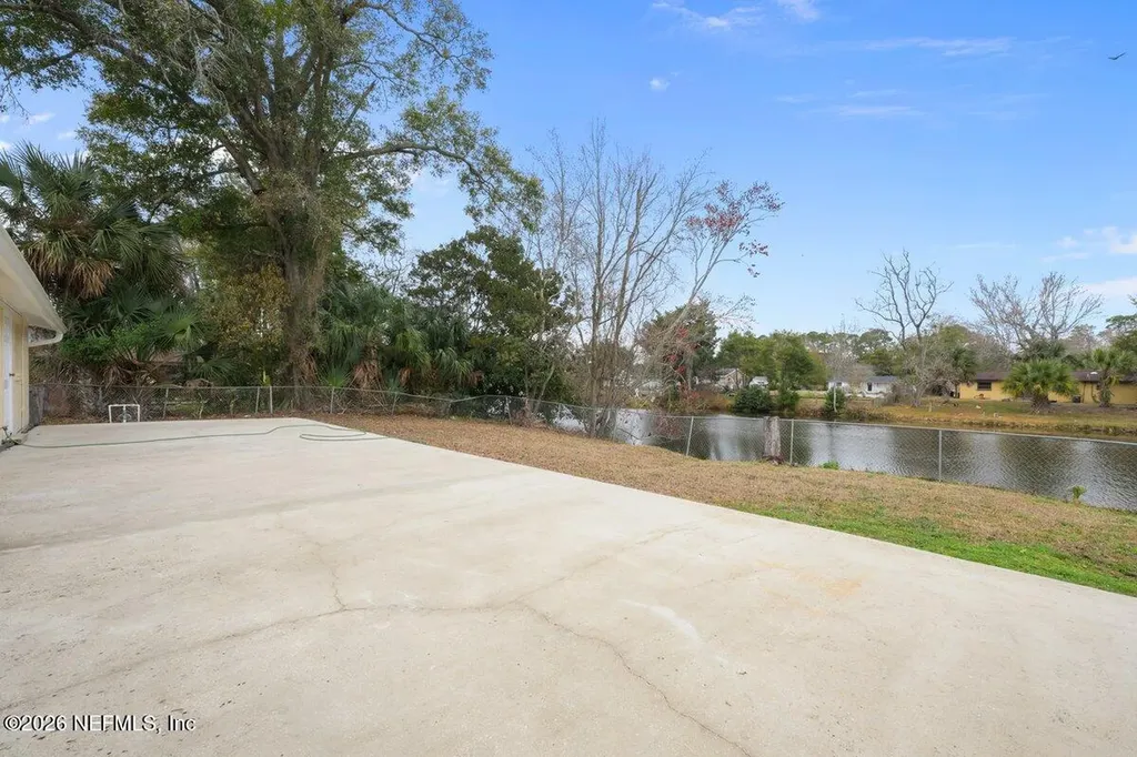 2071 Courtney Drive Jacksonville FL 32208