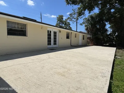 2071 Courtney Drive Jacksonville FL 32208