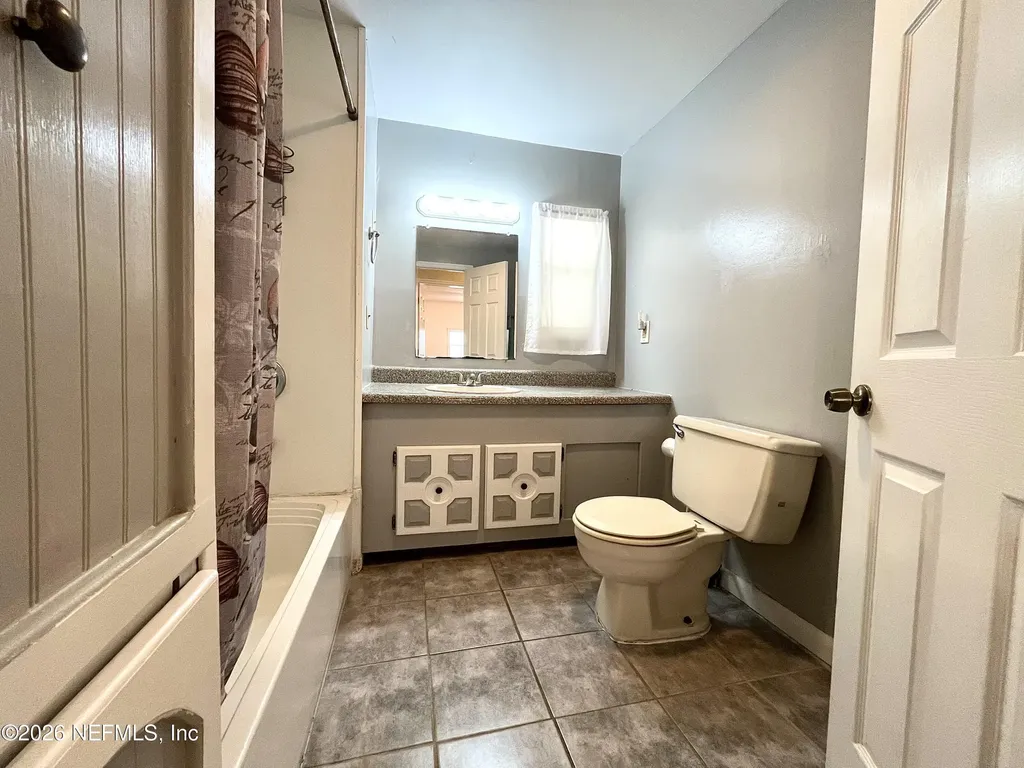 145 Magnolia Trail Satsuma FL 32189