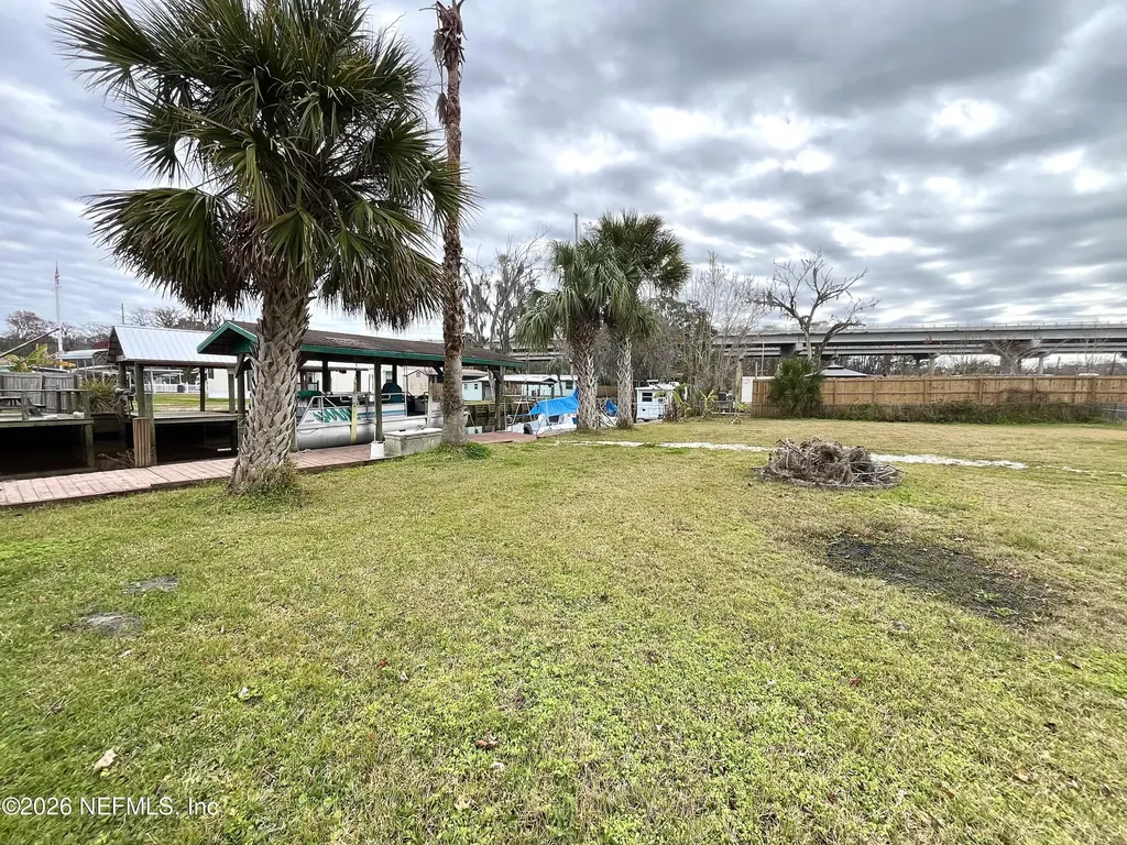 145 Magnolia Trail Satsuma FL 32189