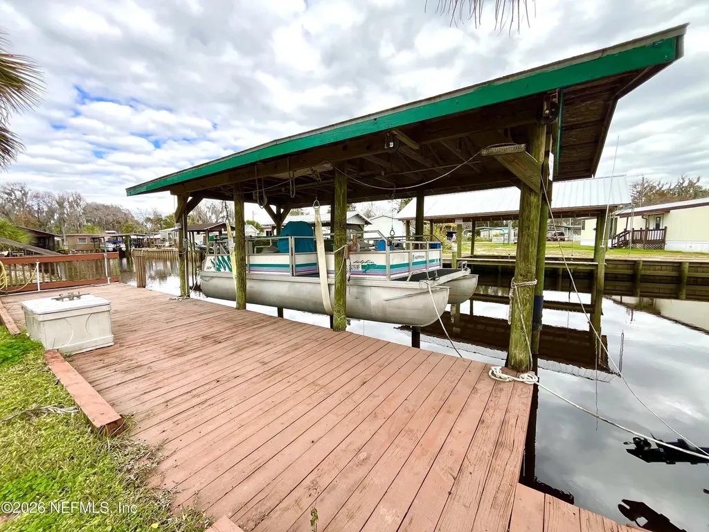 145 Magnolia Trail Satsuma FL 32189