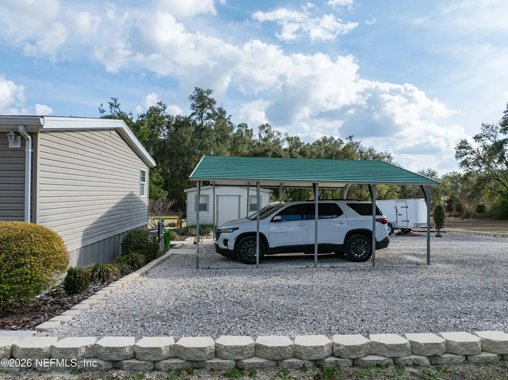 9972 SW County Road 240 Lake City FL 32024