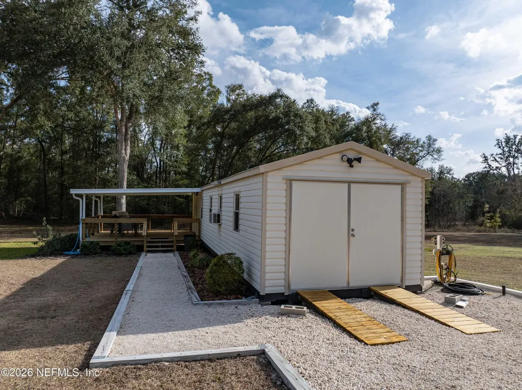 9972 SW County Road 240 Lake City FL 32024