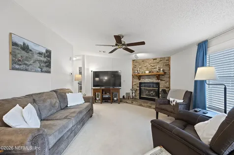 9972 SW County Road 240 Lake City FL 32024