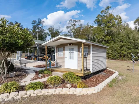 9972 SW County Road 240 Lake City FL 32024