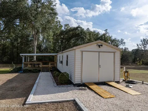 9972 SW County Road 240 Lake City FL 32024