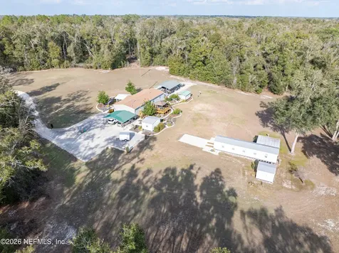 9972 SW County Road 240 Lake City FL 32024