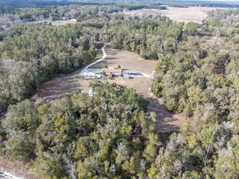 9972 SW County Road 240 Lake City FL 32024