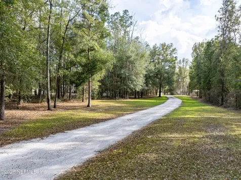 9972 SW County Road 240 Lake City FL 32024