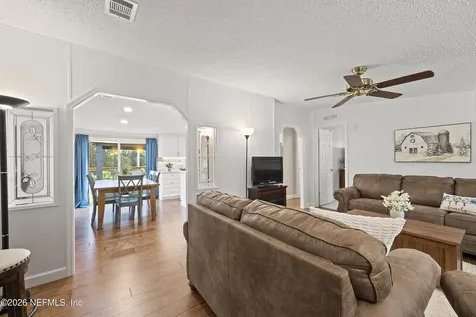 9972 SW County Road 240 Lake City FL 32024