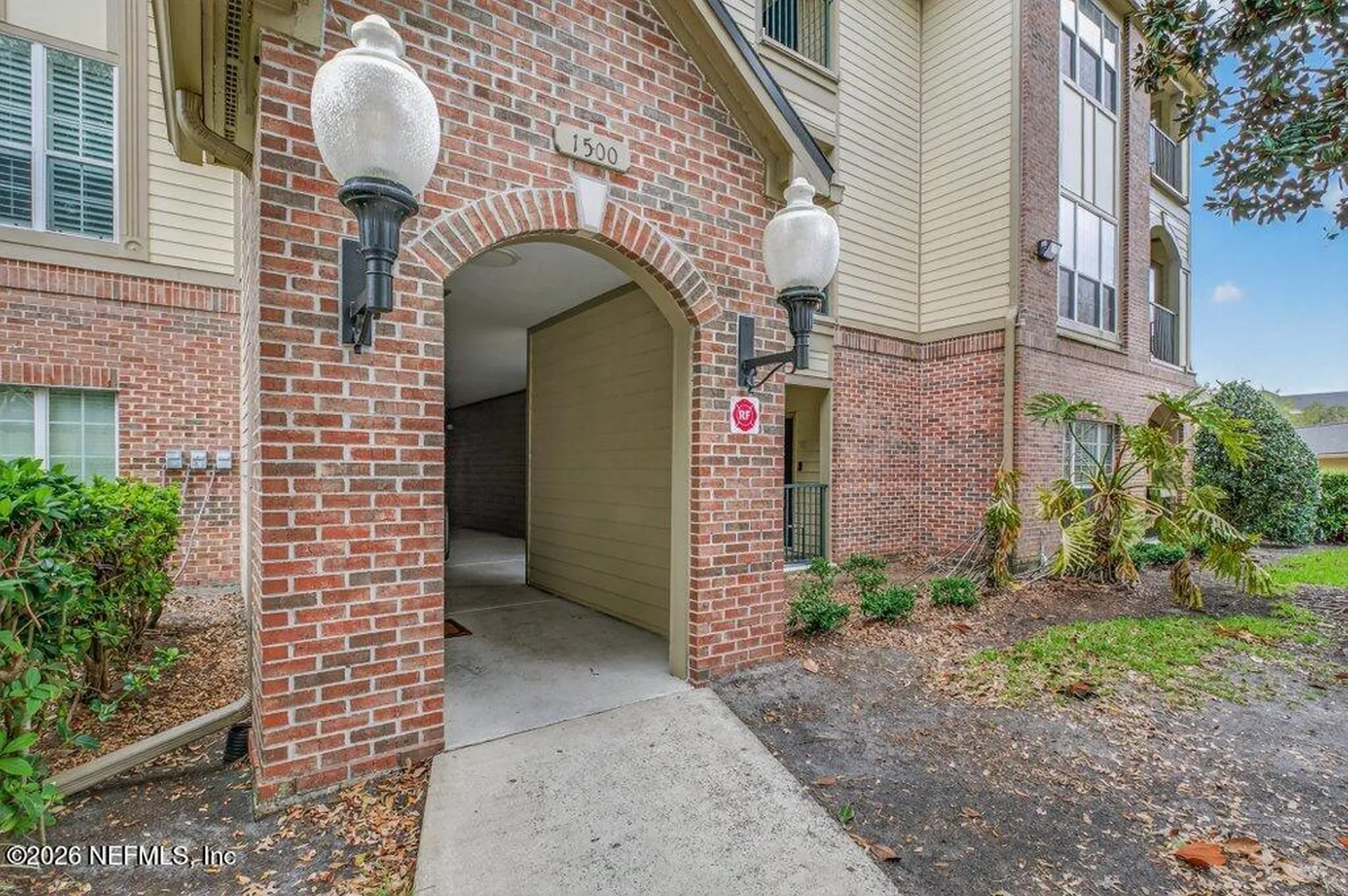 7800 Point Meadows Drive Jacksonville FL 32256
