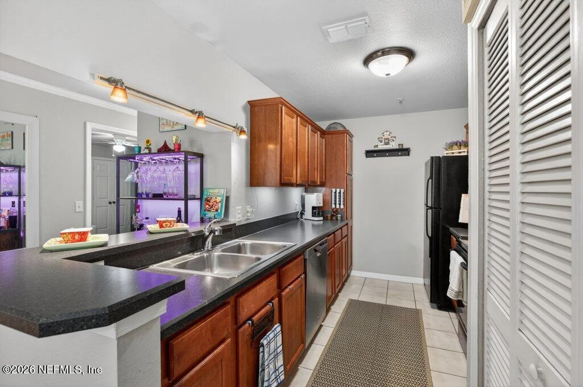 7800 Point Meadows Drive Jacksonville FL 32256