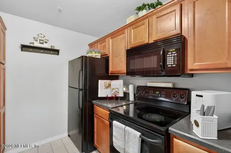 7800 Point Meadows Drive Jacksonville FL 32256
